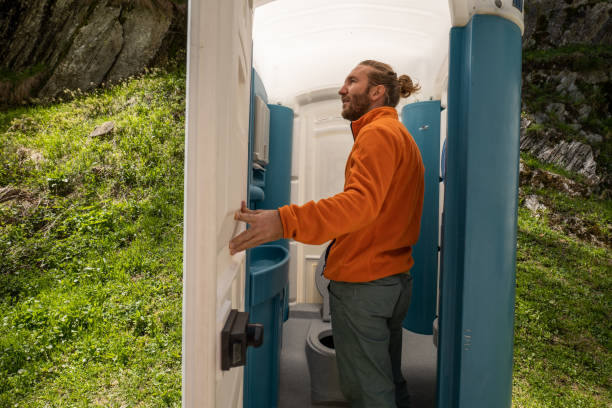 Best Portable toilet rental cost  in Naples Manor, FL
