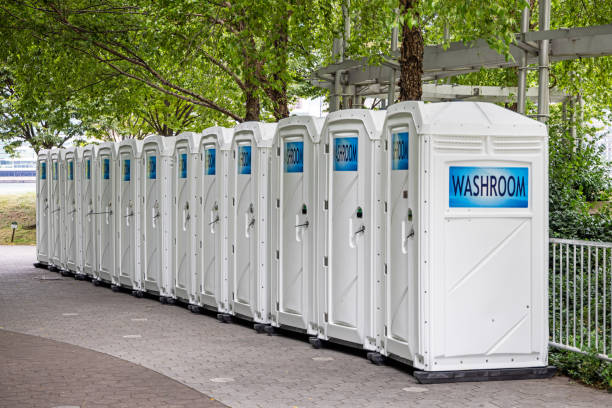 Best Porta potty rental near me  in Naples Manor, FL