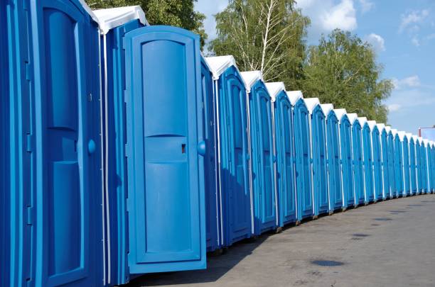 Portable Toilet Options We Offer in Naples Manor, FL